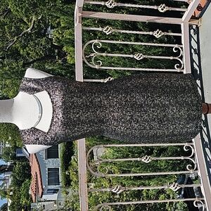 Speechless Junior's Size 9 Metallic Mini Dress Built-in Necklace
